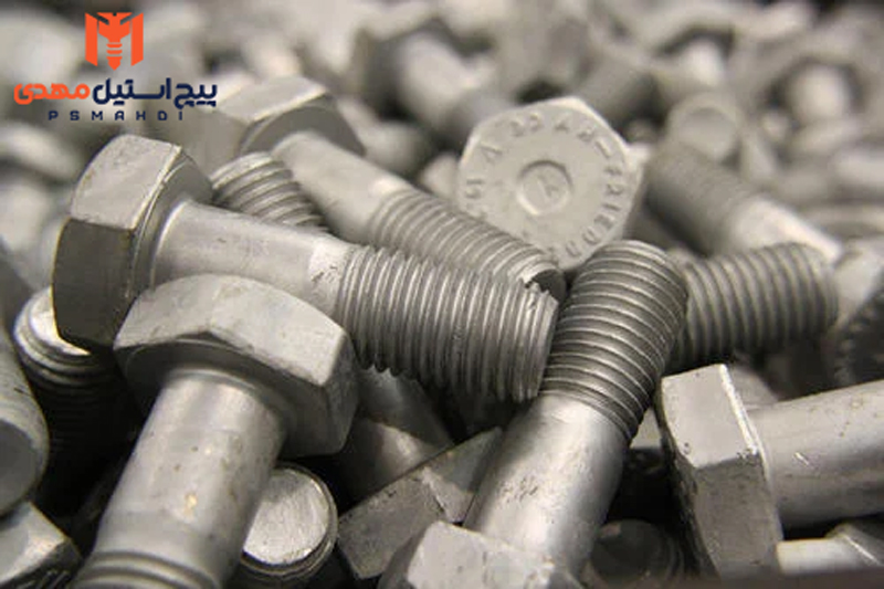 تفاوت پیچ و مهره استیل با روکش گالوانیزه، کدام بهتر است